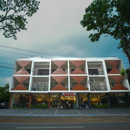 فندق Royalton Residency Mundakāyam المظهر الخارجي الصورة