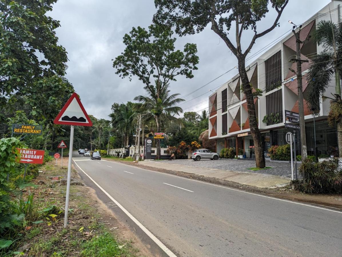 فندق Royalton Residency Mundakāyam المظهر الخارجي الصورة