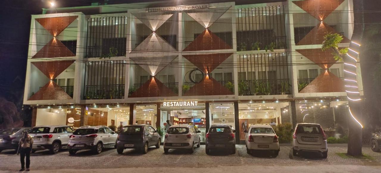 فندق Royalton Residency Mundakāyam المظهر الخارجي الصورة
