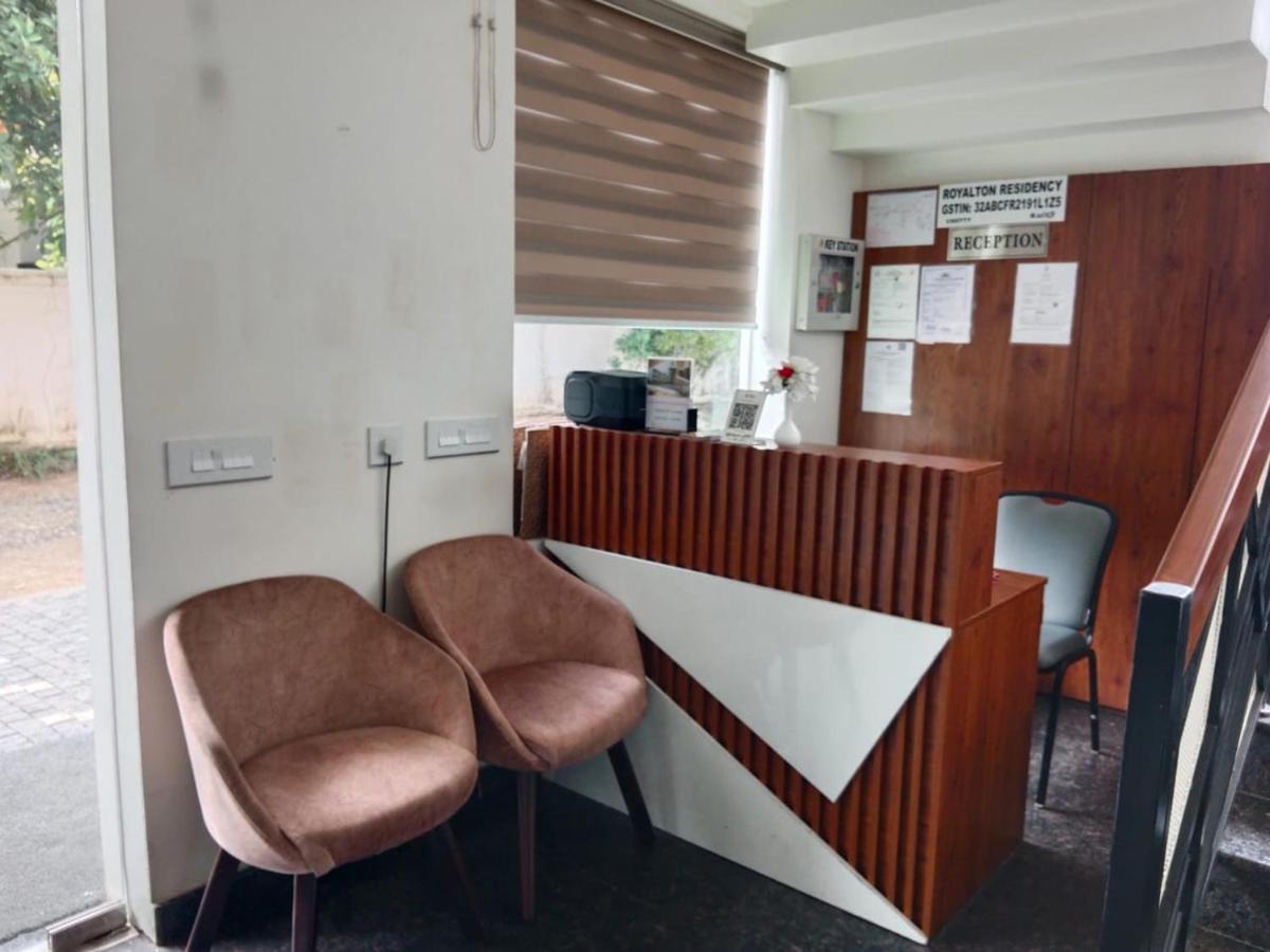 فندق Royalton Residency Mundakāyam المظهر الخارجي الصورة