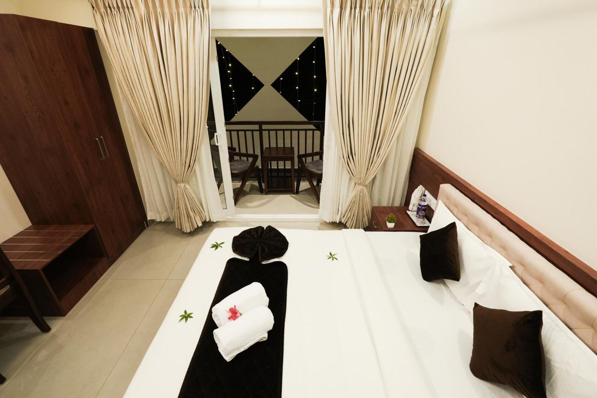 فندق Royalton Residency Mundakāyam المظهر الخارجي الصورة